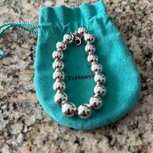 NEVER WORN-GENUINE TIFFANY&CO BEAD BRACELET.